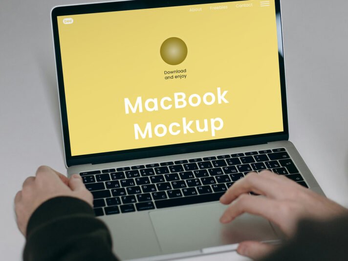 Mockup de Tela de Laptop MacBook Gratuito