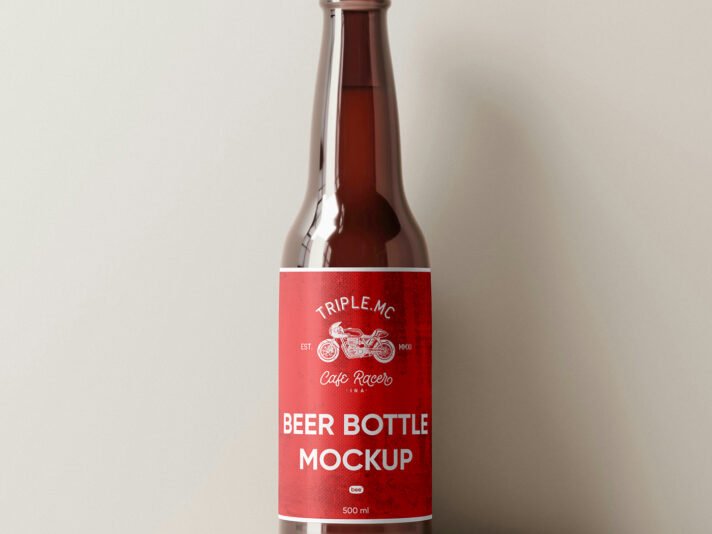 Mockup de Garrafa de Cerveja em Pé